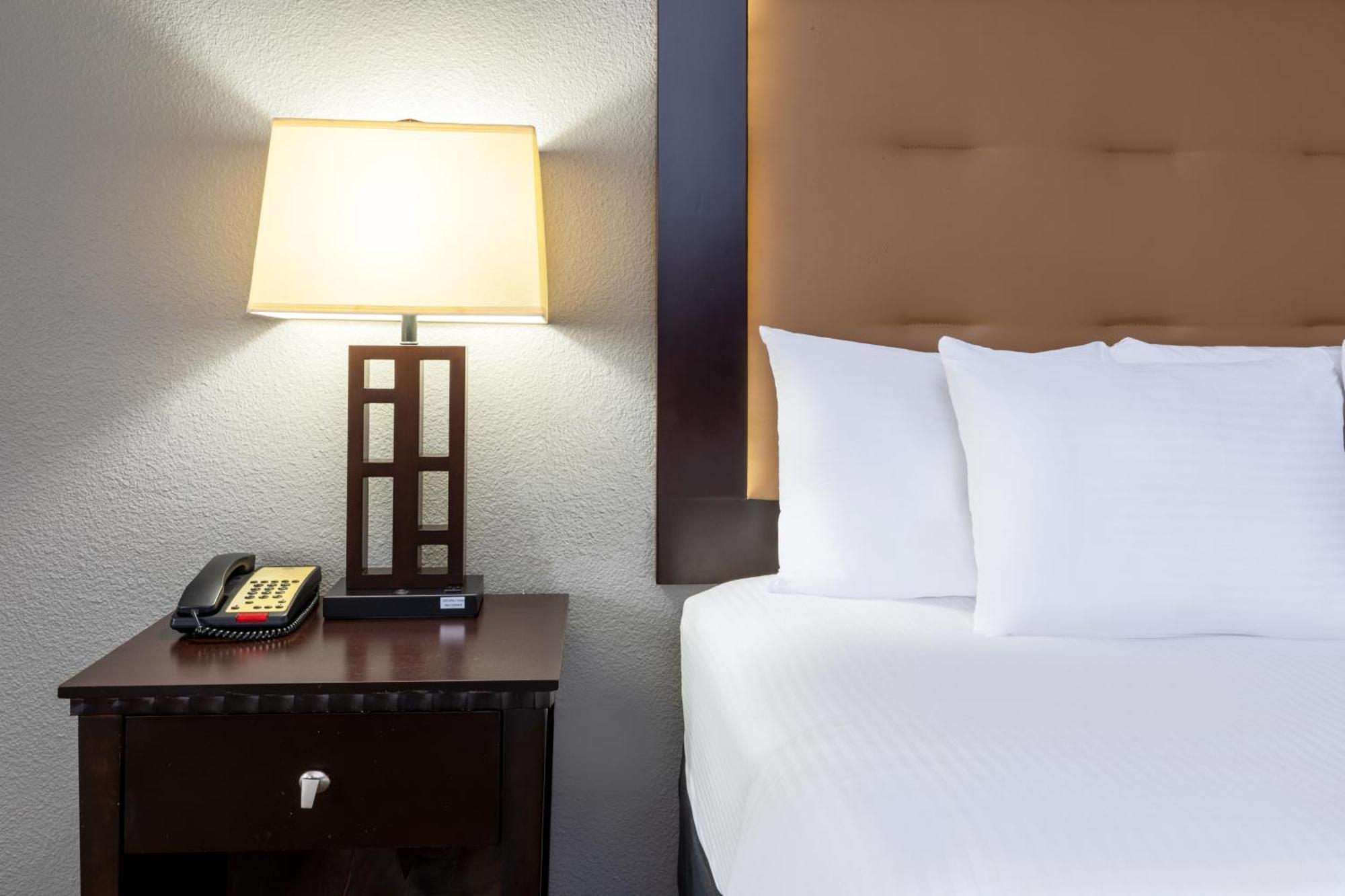 La Quinta By Wyndham Mt. Pleasant Hotell Mount Pleasant Eksteriør bilde