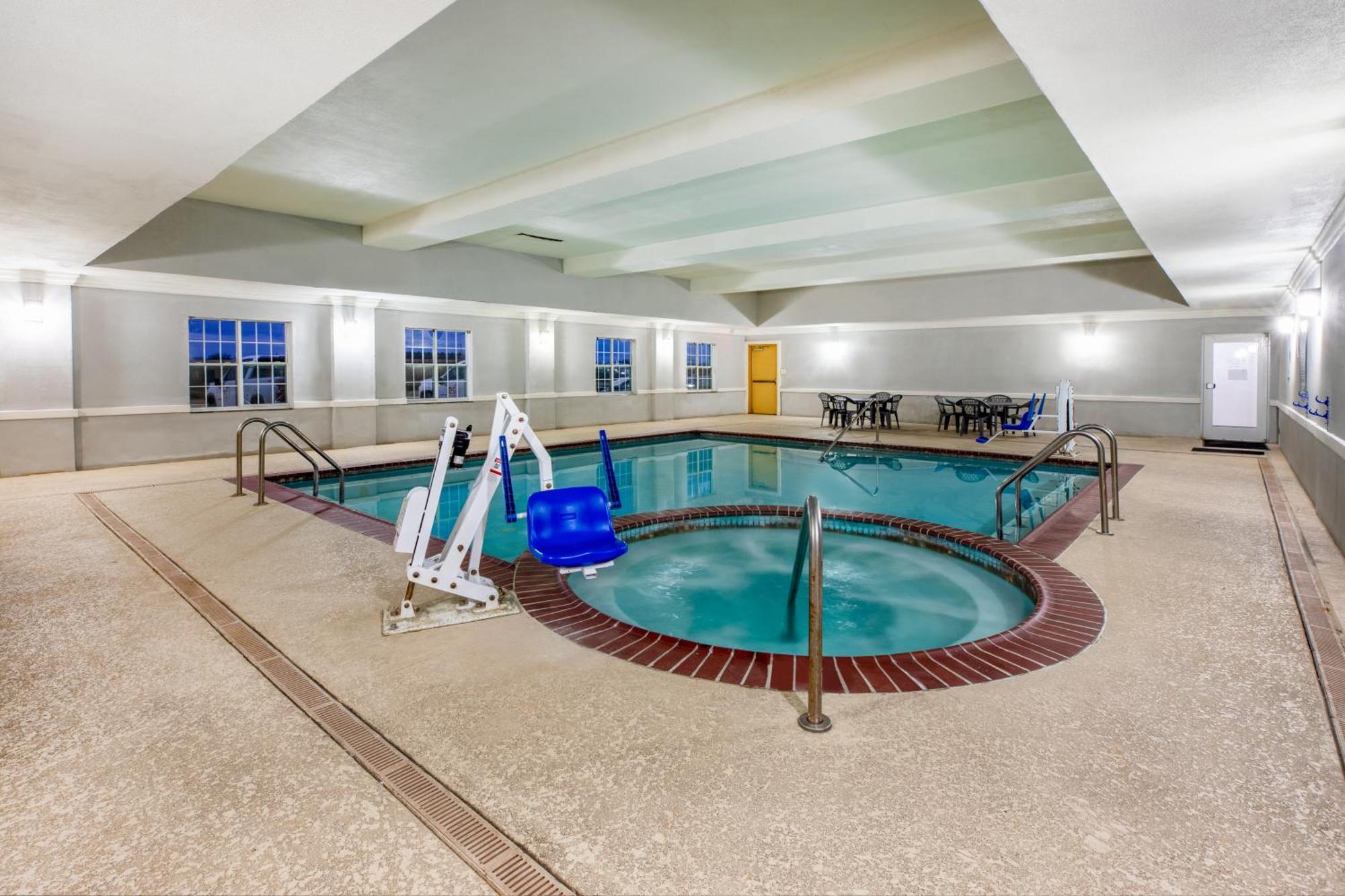La Quinta By Wyndham Mt. Pleasant Hotell Mount Pleasant Eksteriør bilde