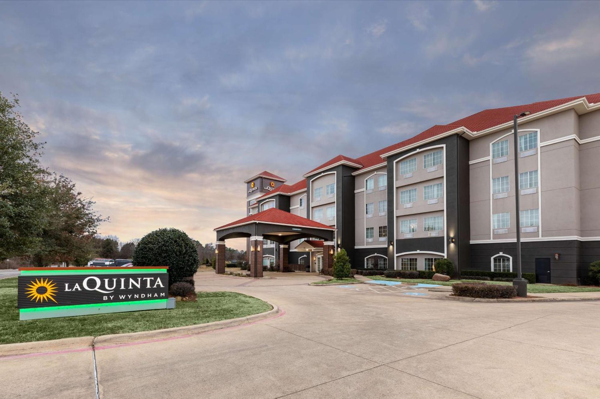 La Quinta By Wyndham Mt. Pleasant Hotell Mount Pleasant Eksteriør bilde